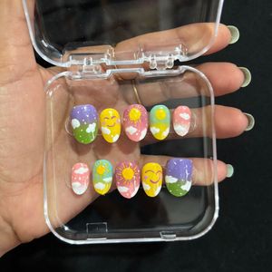 Sunshine &amp; Clouds Press-On Nails