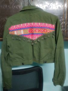 Crop Jacket With Embroidery