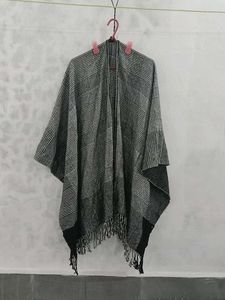 Stylish Grey Checked Poncho