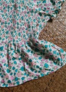 Cute Top 🌸