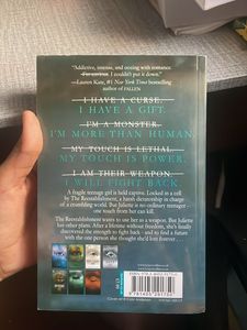 Shatter Me by Tahereh Mafi