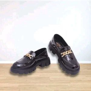 Chunky Chain Loafers