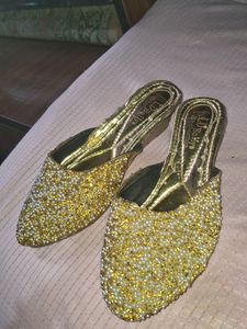 Gold Dimond  Footwear Haf Mojdi
