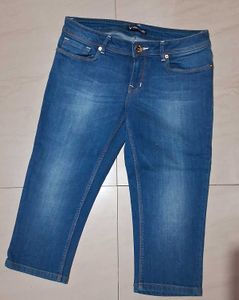 Allen Solly 3/4 Blue Denim Jeans For Women