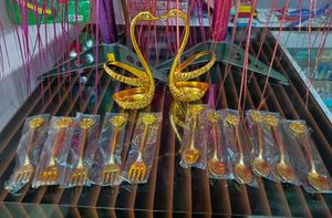 ✨ Elegant Swan-Shaped Golden Spoon Set ✨