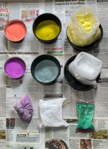Rangoli powder / Gulal