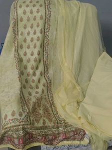 Elegant Yellow Salwar Kameez Suit