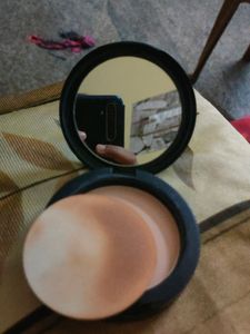 4 Combo- Compact + Lipbalm + Eyeshadow+ Deodorant