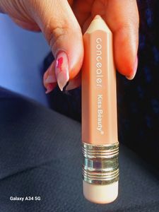 Liquid Corrector Of Kiss Beauty