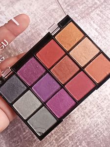 Blue Heaven Eyeshadow Palette 💜