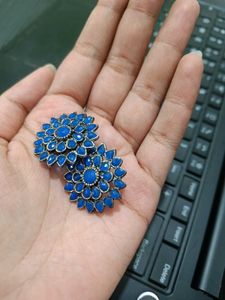 Pretty Blue Studs