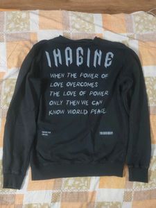 Back Print Black Sweat Shirt. 🖤🖤