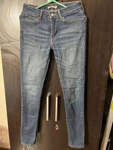 Levi’s Jeans- 28
