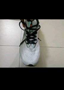 Solo Drift Running Shoes ⚡