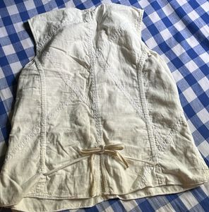 Women Offwhite Armless Top