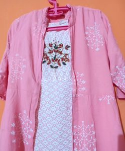 Embroidery kurti With Shrug