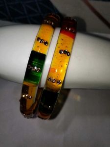 Multicolour Glass Bangles