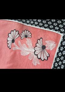 Beautiful Trendy Saari