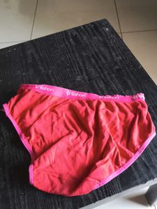 Red Plain Penty