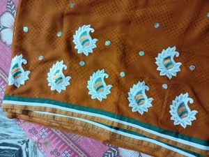 Elegant Brown 🤎 Paisley Saree