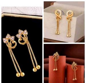 EARRINGS ( 5 PAIR OF COMBO)