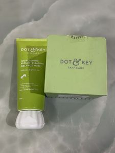 Dot & Key Face Wash