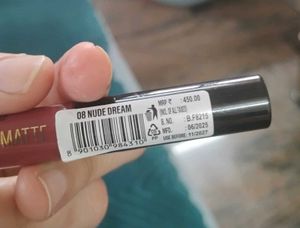 Lakme Forever Matte Liquid lip color