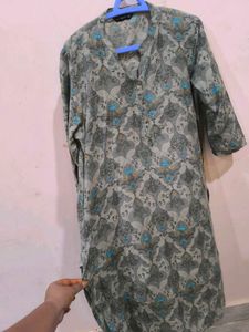 Set Of 6 Kurtis