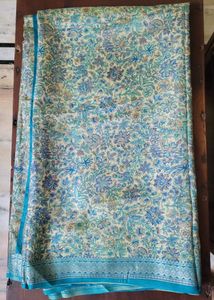 Cream And Blue Floral Pure Silk Saree