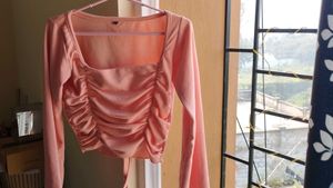 Korean Peach Top