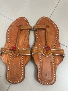 New Kolhapuri Chappal