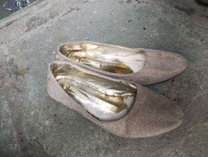 Used Sparkly Gold Ballerinas With Heels