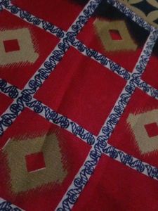 Red &amp; Black Patterned saree