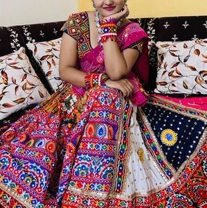 Embroidered Garba Choli