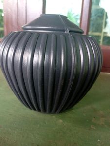 Black Plastic Ribbed Jar