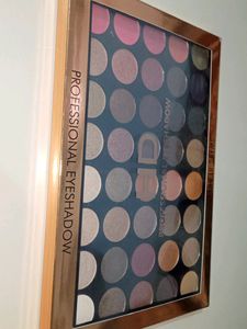 Swiss Beauty Eyeshadow Palette
