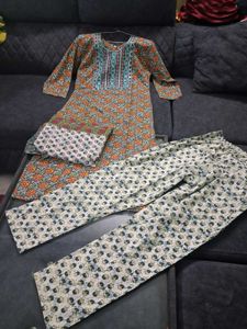 Floral Kurta Set L size