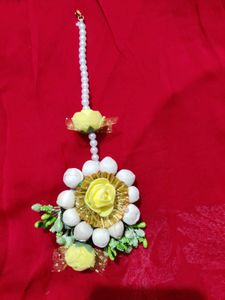 Unused Flower Jewellery Set