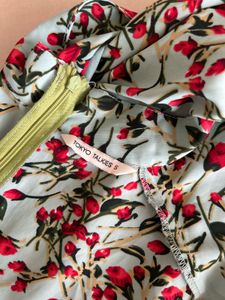 Floral Print Blouse/ Top