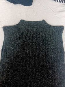 Shimmery black top