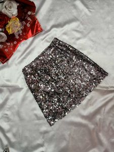 Sequin Mini Skirt🤍✨