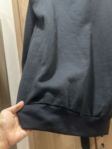 Black Long Sweatshirt