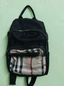 Small Carryable Bag 🎒