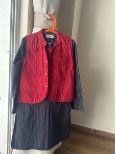 Cotton Kurta With Ikat Print Jacket