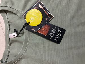 Women’s Hip Hop Top