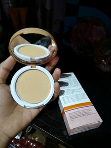 Mamaearth Glow Oil Control Compact ✨