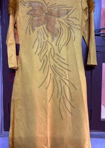 Stylish Mustard velvet Kurti🌼