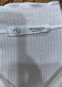 Around 101 Ribbed Top