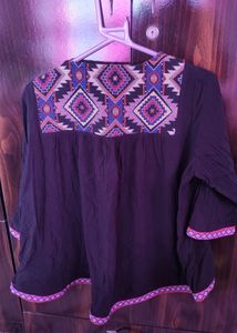 Women Cape Scrug In Black