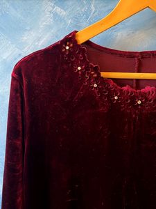 Burgundy Velvet Long Sleeve Kurta (M)